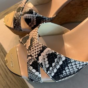 Jimmy Choo Pandora Wedge, NIB, 37 🌹